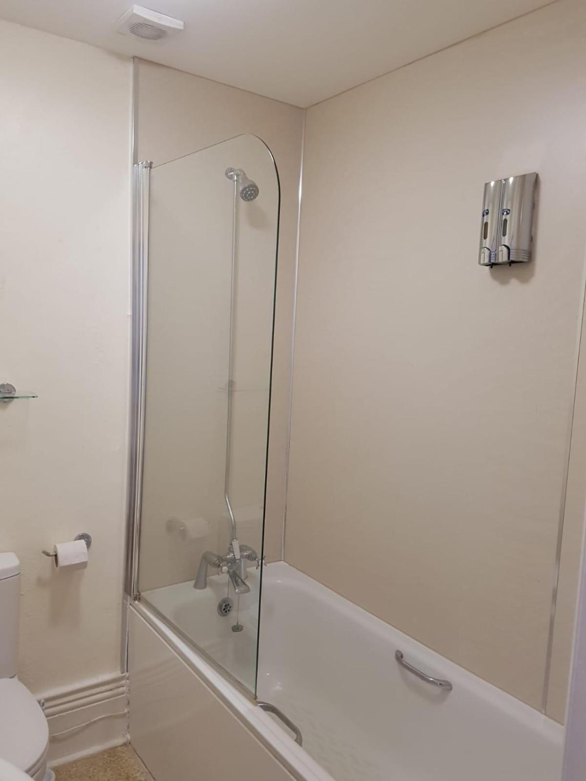 The Lismore Hotel Banbury Pokoj fotografie